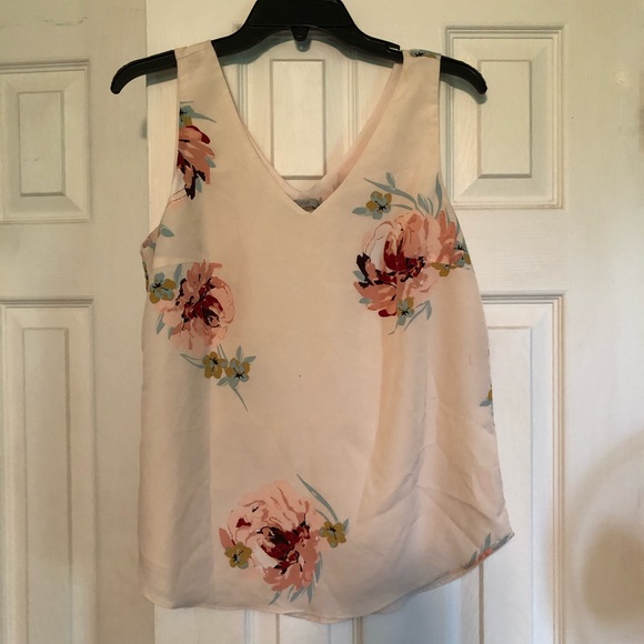 Dalia Tops - Floral tank